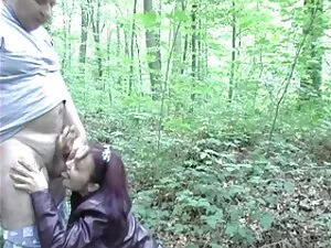美味しい彼女が舐めてメンバーに入る。 ア ...
