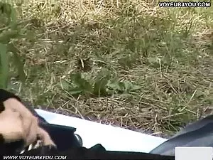 十代の若者たちキエフで見るkieパーティ ...