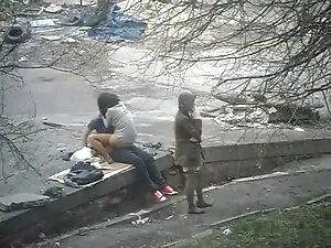 ヤギはランダムな知人に降伏したいと思って ...