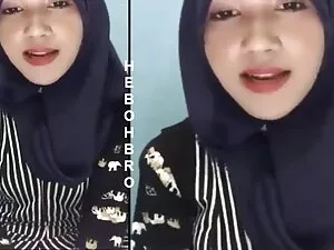 バスルームで、オフィスで、セックスをして ...